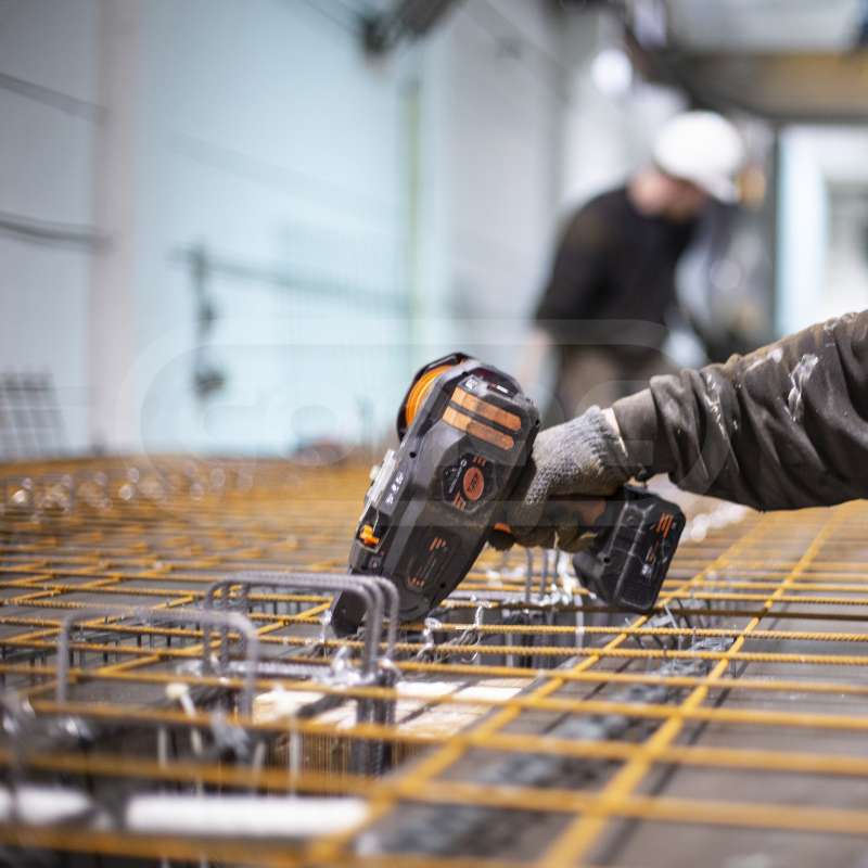 TJEP Ultra Grip 25 w/2 Li-Ion 18V batt. & charger